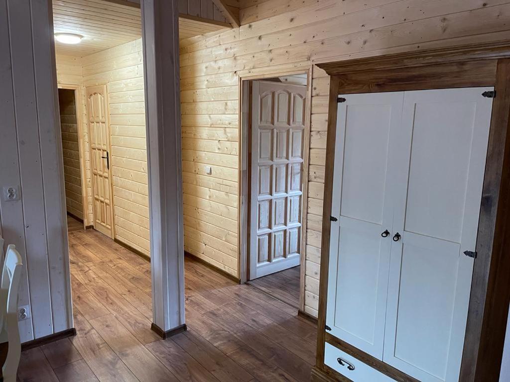 Restauracja I Noclegi Izba Rybacka W Krainie Wygaslych Wulkanow Podgorki Exterior foto